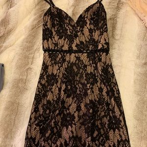 ✨Black Lace Tobi Dress✨